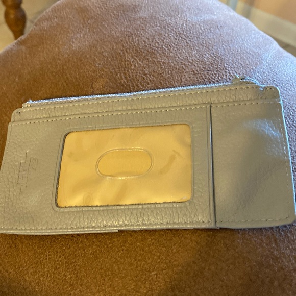 NWT Buxton Leather Thin Card Case/Wallet - Picture 3 of 6